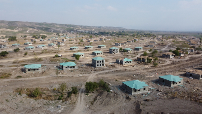 Karabağ, bir yılda modern projelerin şantiye alanına dönüştü